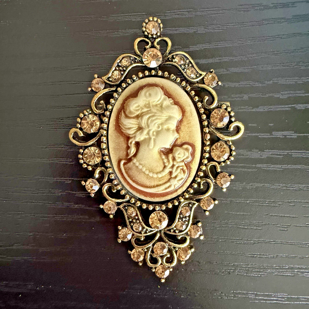 Vintage Cameo Brooch Brown Cream Lady Portrait Rhinestone Ornate Gold Tone